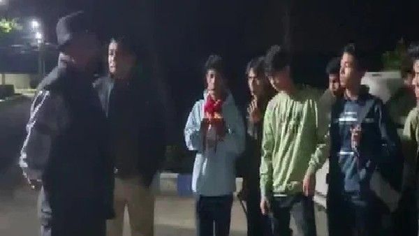 ಗರ್ಭಿಣಿ ಶಿಕ್ಷಕಿ ಮೇಲೆ ಅಮಾನುಷವಾಗಿ ಹಲ್ಲೆ ನಡೆಸಿದ 22 ವಿದ್ಯಾರ್ಥಿಗಳ ಅಮಾನತು