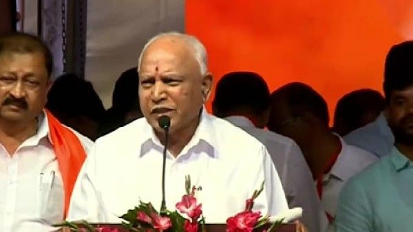 ಕಾಂಗ್ರೆಸ್‌ನ ಕೆಲವರು ಸಿಎಂ ಆಗುತ್ತೇವೆ ಎಂದು ತಿರುಕನ ಕನಸು ಕಾಣುತ್ತಿದ್ದಾರೆ: ಜಗಳೂರಿನಲ್ಲಿ ಬಿಎಸ್‌ವೈ ವ್ಯಂಗ್ಯ