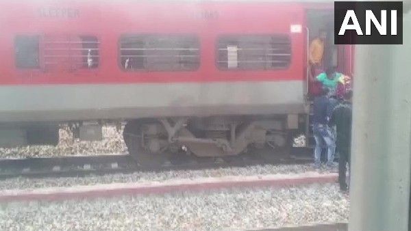 Breaking; ಬೆಂಗಳೂರು-ಹೌರಾ ರೈಲು ಬೋಗಿಯಲ್ಲಿ ಬೆಂಕಿ, ಸ್ಪಷ್ಟನೆ