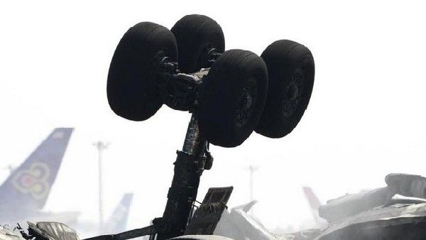 ವೈಮಾನಿಕ ಪ್ರದರ್ಶನದಲ್ಲಿ ಮಿಲಿಟರಿ ವಿಮಾನಗಳ ಡಿಕ್ಕಿ: 6 ಮಂದಿ ಸಾವು