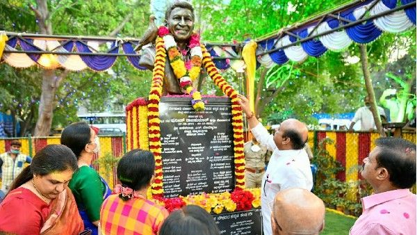 ನಿಮ್ಮ ಏರಿಯಾದಲ್ಲಿರುವ ಪ್ರತಿಮೆ, ಪುತ್ತಳಿಗಳು ಕಾನೂನುಬದ್ಧವಾಗಿದೆಯೇ?