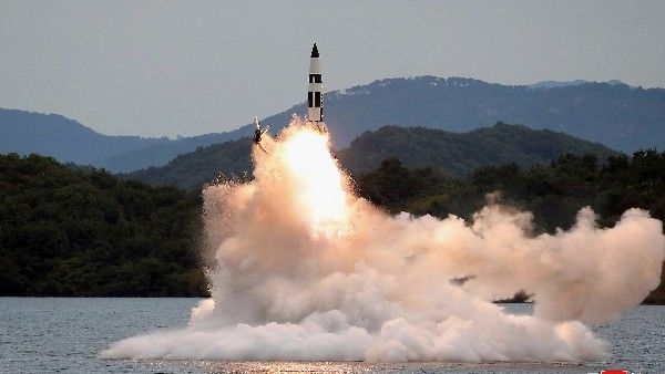 ದಕ್ಷಿಣ ಕೊರಿಯಾ ಜಲಪ್ರದೇಶಕ್ಕೆ ಬಂದು ಬಿದ್ದ ಉತ್ತರ ಕೊರಿಯಾದ ಕ್ಷಿಪಣಿ