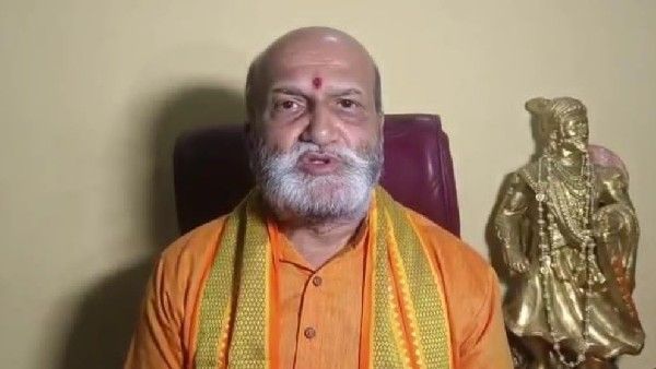 ಟಿಪ್ಪು ಜಯಂತಿ ಆಚರಣೆಗೆ ಅವಕಾಶ ನೀಡಿದರೆ ಸಂಘರ್ಷಕ್ಕೆ ದಾರಿ: ಮುತಾಲಿಕ್ ಎಚ್ಚರಿಕೆ