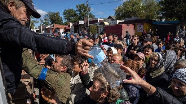 ಸೂರು-ನೀರು ಕಳೆದುಕೊಂಡವರ ಕಥೆ: ರಷ್ಯಾ ದಾಳಿಗೆ 1.40 ಕೋಟಿ ಜನ ಊರು ಬಿಟ್ಟರು!