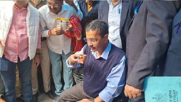 ಎಂಸಿಡಿ ಚುನಾವಣೆ: ಮೋದಿಯಂತೆ ಕೇಜ್ರಿವಾಲ್ 'ಚಾಯ್ ಪೇ ಚರ್ಚಾ'