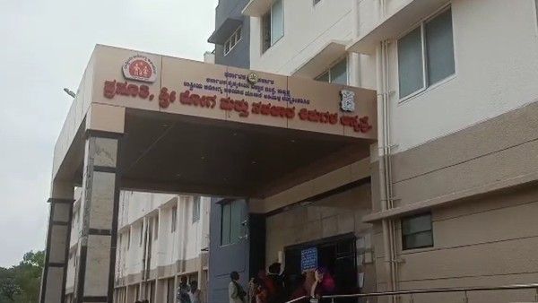 ಹುಬ್ಬಳ್ಳಿ ಜನರಿಗೆ ಹೆಚ್ಚಿದ ಅನಾರೋಗ್ಯದ ಭೀತಿ, ಕಿಮ್ಸ್‌ನಲ್ಲಿ ರೋಗಿಗಳ ಸಂಖ್ಯೆ ಹೆಚ್ಚಳ