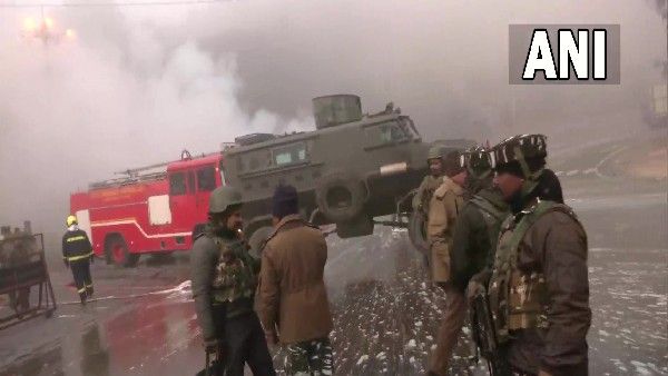 ಜಮ್ಮು: ಭದ್ರತಾ ಪಡೆ - ಉಗ್ರರ ನಡುವೆ ಗುಂಡಿನ ಚಕಮಕಿ, ಮೂವರು ಉಗ್ರರ ಹತ್ಯೆ