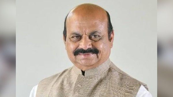 ಮೌಢ್ಯತೆಗೆ ಸೆಡ್ಡು ಹೊಡೆದ ಬಸವರಾಜ ಬೊಮ್ಮಾಯಿ; ಚಾಮರಾಜನಗರಕ್ಕೆ ಭೇಟಿ ನೀಡಿ ಅಧಿಕಾರ ಕಳೆದುಕೊಂಡವರ ಪಟ್ಟಿ ಇಲ್ಲಿದೆ