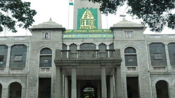 ಬೆಂಗಳೂರು: ನಗರದ ಸ್ವಚ್ಚತೆಗಾಗಿ ಪೌರಕಾರ್ಮಿಕರಿಗೆ 815 ಕ್ಲಿನಿಂಗ್ ಯಂತ್ರ ನೀಡಲಿರುವ ಬಿಬಿಎಂಪಿ