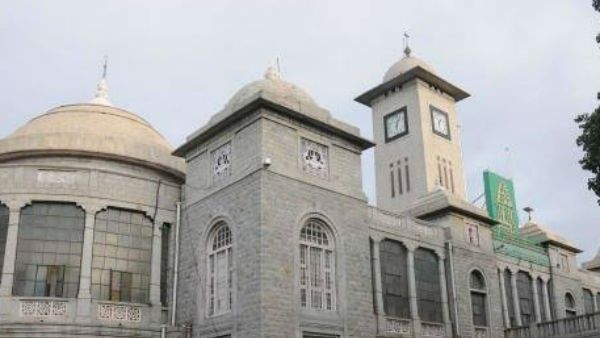 ಬೆಂಗಳೂರು ಒತ್ತುವರಿ ಜಾಗದಲ್ಲಿ ತಲೆ ಎತ್ತಿದ ವಾಜಪೇಯಿ ಪುತ್ತಳಿ-ಉದ್ಯಾನ