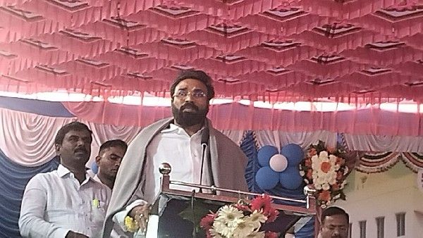 ಜನಾರ್ದನ್ ರೆಡ್ಡಿ ಸ್ನೇಹಕ್ಕೆ ಪ್ರಾಣ ಕೊಡುವ ಮನುಷ್ಯ: ಸಚಿವ ಶ್ರೀರಾಮುಲು