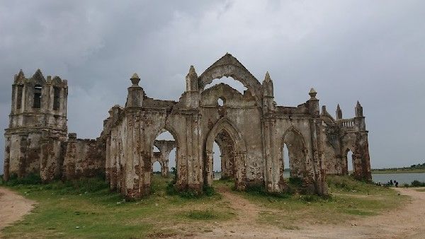 ಪ್ರವಾಸ ಹೊರಟಿದ್ದೀರಾ, ಕರ್ನಾಟಕದಲ್ಲಿ ತೇಲುವ ಈ ಚರ್ಚ್‌ನ ಕಥೆ ಗೊತ್ತಾ?