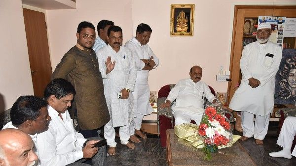 ಭೈರಿದೇವರಕೊಪ್ಪ ದರ್ಗಾ ತೆರವು ಮಾಡಿದ ಸ್ಥಳಕ್ಕೆ ಸಿಎಂ ಬಸವರಾಜ ಬೊಮ್ಮಾಯಿ ಭೇಟಿ