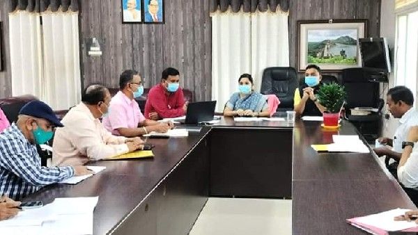 ಚಿತ್ರದುರ್ಗ ಜನತೆ ಗಮನಿಸಿ: ಹೊಸವರ್ಷ ಆಚರಣೆಗೆ ಜಿಲ್ಲಾಡಳಿತ ವಿಧಿಸಿರುವ ಈ ನಿಯಮಗಳನ್ನು ಪಾಲಿಸಿ