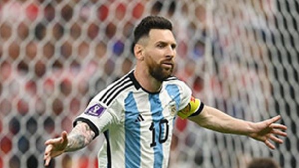 Lionel Messi : ಫಿಫಾ ಇತಿಹಾಸದಲ್ಲಿ ಅರ್ಜೆಂಟೀನಾ ಪರ ಅತಿ ಹೆಚ್ಚು ಗೋಲು ಗಳಿಸಿದ ಮೆಸ್ಸಿ