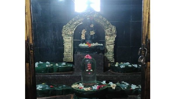 ಲಿಂಗದಹಳ್ಳಿ: ಮಾನಸ ಸರೋವರದಿಂದ 1 ಕೋಟಿ ರೂ. ಮೌಲ್ಯದ ಸ್ಪಟಿಕಲಿಂಗ ಖರೀದಿ