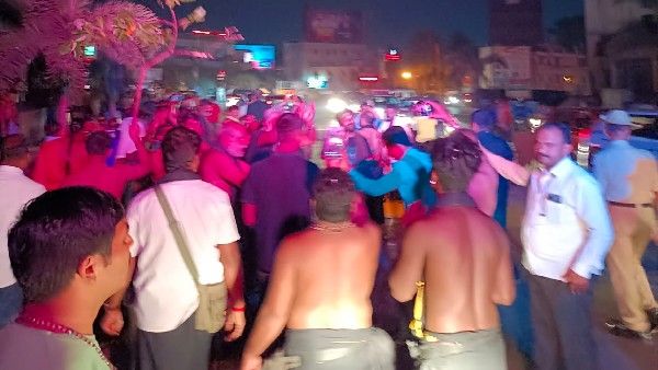 ಹುಬ್ಬಳ್ಳಿ: ಕರ್ನಾಟಕದ ಶಬರಿ ಮಲೈಯಲ್ಲಿ ಅಯ್ಯಪ್ಪ ಸ್ವಾಮಿಯ ಭವ್ಯ ಮೆರವಣಿಗೆ