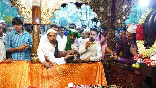 ಕುಮಾರಸ್ವಾಮಿ ಹುಟ್ಟುಹಬ್ಬ ಸಂಭ್ರಮ: ದೇವಾಲಯ, ದರ್ಗಾ, ಚರ್ಚ್‌ಗಳಲ್ಲಿ ವಿಶೇಷ ಪ್ರಾರ್ಥನೆ