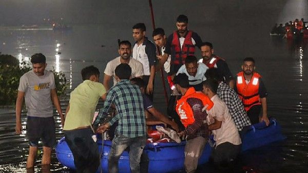 ಮೋರ್ಬಿ ಸೇತುವೆ ದುರಂತ: ಮೃತರ ಕುಟುಂಬಕ್ಕೆ ಹೆಚ್ಚುವರಿಯಾಗಿ 10 ಲಕ್ಷ ಪರಿಹಾರ