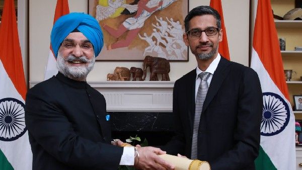 ಪದ್ಮಭೂಷಣ ಪ್ರಶಸ್ತಿ ಸ್ವೀಕರಿಸಿದ ಗೂಗಲ್ ಸಿಇಒ ಸುಂದರ್ ಪಿಚೈ ಪ್ರತಿಕ್ರಿಯೆ