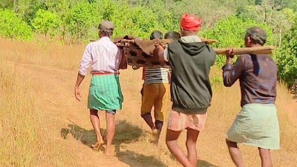 ರಸ್ತೆ ಸಮಸ್ಯೆ: ಆರೋಗ್ಯ, ಶಿಕ್ಷಣ ಮಾತ್ರವಲ್ಲದೆ ಮದುವೆಯಿಂದಲೂ ವಂಚಿತರಾದ ಗ್ರಾಮಸ್ಥರು