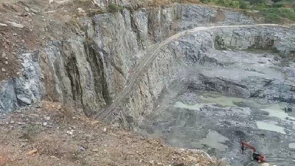ಅವೈಜ್ಞಾನಿಕ ಗಣಿಗಾರಿಕೆಯಿಂದ ಕ್ವಾರಿ ಕುಸಿತ: ಸಾವಿನ ಸಂಖ್ಯೆ ಮೂರಕ್ಕೆ ಏರಿಕೆ