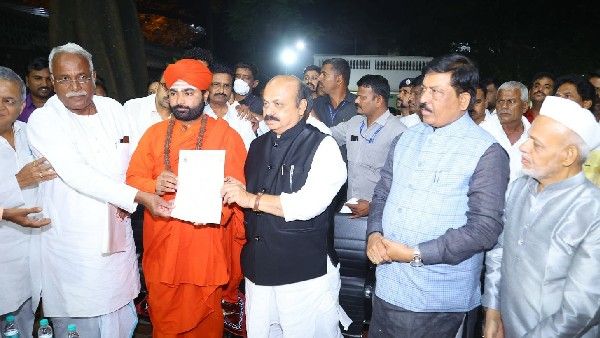 ಪ್ರಾಣ ಬಿಡುವುದಕ್ಕೆ ರೆಡಿಯಾಗಿದ್ದೇವೆ, ಮೀಸಲಾತಿ ಬಿಡಲ್ಲ: ವಚನಾನಂದ ಸ್ವಾಮೀಜಿ ಎಚ್ಚರಿಕೆ