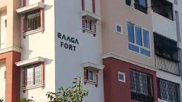 ಬಳ್ಳಾರಿ: ಗಣಿ ಉದ್ಯಮಿಗಳ ಮನೆ, ಕಚೇರಿಗಳ ಮೇಲೆ ಐಟಿ ದಾಳಿ, ಸಚಿವ ಶ್ರೀ ರಾಮುಲು ಹೇಳಿದ್ದೇನು?