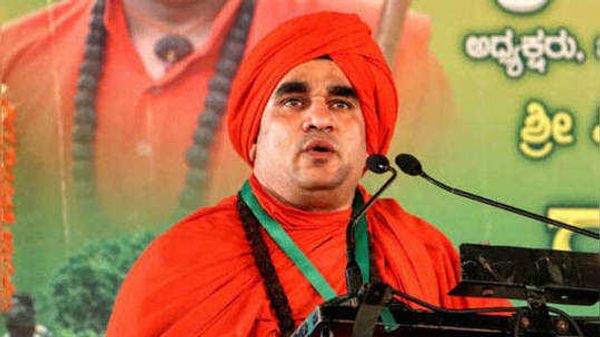 ಬಿಜೆಪಿ ನೋಟಿಸ್ ಕ್ರಮ: ಯತ್ನಾಳ್ ಬೆನ್ನಿಗೆ ನಿಲ್ಲುವುದಾಗಿ ಜಯಮೃತ್ಯುಂಜಯ ಸ್ವಾಮೀಜಿ ಎಚ್ಚರಿಕೆ