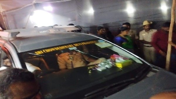 Ballari utsav: ಗಾಯಕಿ ಮಂಗ್ಲಿ ಕಾರಿನ ಗ್ಲಾಸ್‌ ಪುಡಿ ಪುಡಿ ಮಾಡಿದ ಕಿಡಿಗೇಡಿಗಳು