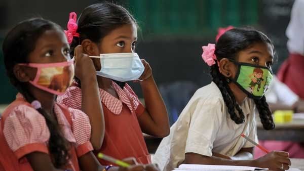 Covid BF.7: ಖಾಸಗಿ ಶಾಲಾ ತರಗತಿಗಳಲ್ಲಿ ಮಕ್ಕಳಿಗೆ ಮಾಸ್ಕ್ ಕಡ್ಡಾಯ
