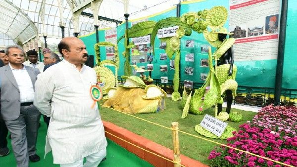 Lalbagh Flower Show 2023 : ಲಾಲ್ ಬಾಗ್ ನಲ್ಲಿ ಸಿಎಂ ಬೊಮ್ಮಾಯಿ ಚಾಲನೆ
