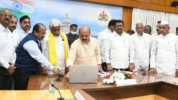 ನೇಕಾರರಿಗೆ ಹಣ ವರ್ಗಾವಣೆ ಪ್ರಕ್ರಿಯೆಗೆ ಚಾಲನೆ; 25 