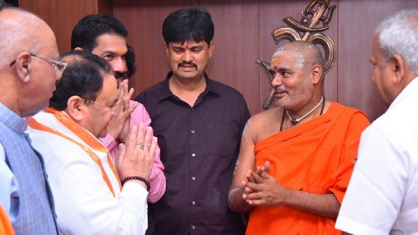 ದಾವಣಗೆರೆ: ವಾಲ್ಮೀಕಿ ಶ್ರೀಗಳು ಬಿಜೆಪಿ ರಾಷ್ಟ್ರಾಧ್ಯಕ್ಷ ಜೆ.ಪಿ. ನಡ್ಡಾರನ್ನು ಭೇಟಿ ಮಾಡಲಿಲ್ಲ ಯಾಕೆ?