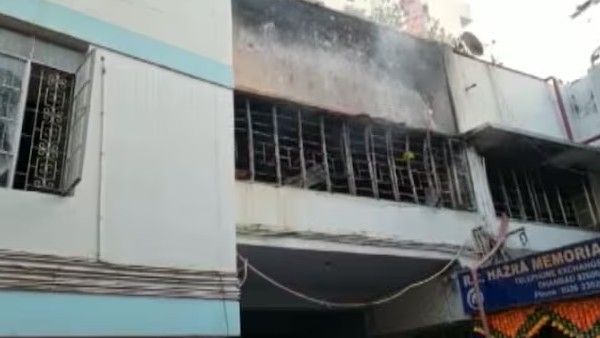 ಜಾರ್ಖಂಡ್: ಆಸ್ಪತ್ರೆಯಲ್ಲಿ ಅಗ್ನಿ ದುರಂತ- ವೈದ್ಯ ದಂಪತಿ ಸೇರಿ 6 ಮಂದಿ ಸಾವು!