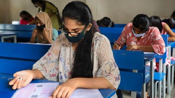 ಪ್ರಶ್ನೆ ಪತ್ರಿಕೆ ಸೋರಿಕೆ ಹಿನ್ನೆಲೆ ಗುಜರಾತ್‌ನಲ್ಲಿ ಜೂನಿಯರ್ ಕ್ಲರ್ಕ್ ನೇಮಕಾತಿ ಪರೀಕ್ಷೆ ರದ್ದು, ಓರ್ವನ ಬಂಧನ