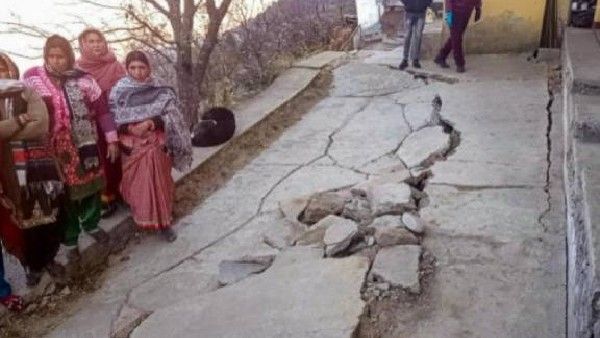 Sinking Joshimath: ರಿಷಿಕೇಶ, ಮಸ್ಸೂರಿ, ನೈನಿತಾಲ್‌ನ ಮನೆಗಳಲ್ಲೂ ಕಾಣಿಸಿಕೊಂಡ ಬಿರುಕು!