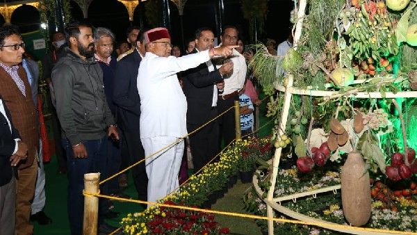 ಬೆಂಗಳೂರಿನ ಗತವೈಭವ ಸಾರುವ ಫಲಪುಷ್ಪ ಪ್ರದರ್ಶನಕ್ಕೆ ಸಾಕ್ಷಿಯಾದ ರಾಜ್ಯಪಾಲರು