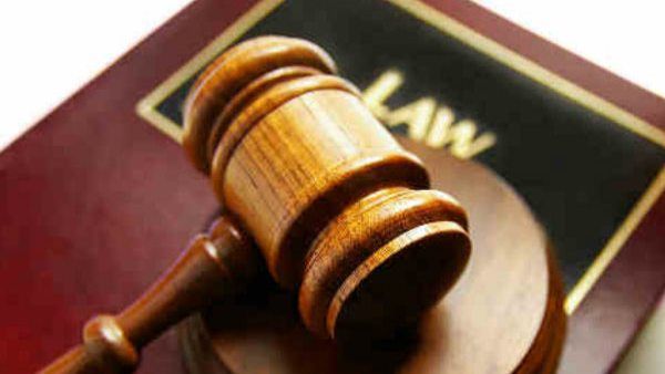 ವಕೀಲರ ಮೇಲೆ ಪೊಲೀಸರಿಂದ ಹಲ್ಲೆ: 3 ಲಕ್ಷ ಪರಿಹಾರಕ್ಕೆ ಹೈಕೋರ್ಟ್ ಆದೇಶ