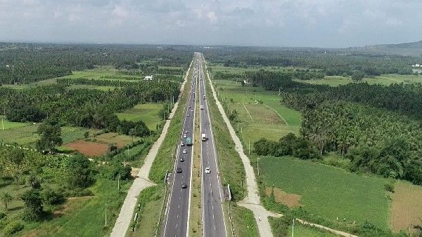 ನೆಲಮಂಗಲ- ದೇವಿಹಳ್ಳಿ ನಡುವಿನ ಹೆದ್ದಾರಿ ಸಿದ್ಧ: ನಿತಿನ್ ಗಡ್ಕರಿ