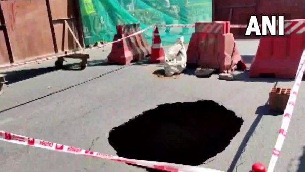 Namma Metro: 2 ಜೀವ ಬಲಿ ಬೆನ್ನಲ್ಲೆ ಕಾಮಗಾರಿಯಿಂದ ಇನ್ನೊಂದು ಅವಘಢ: ರಸ್ತೆಗುಂಡಿಗೆ ಬಿದ್ದ ಬೈಕ್ ಸವಾರ