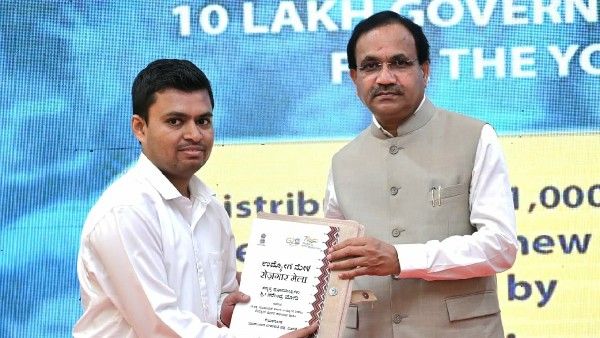 3ನೇ ರೋಜಗಾರ್ ಮೇಳ ಉದ್ಘಾಟನೆ: 206 ಯುವಕರಿಗೆ ನೇಮಕಾತಿ ಆಯ್ಕೆ ಪತ್ರ ವಿತರಣೆ