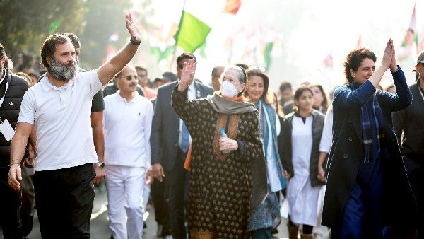 Haath Se Haath Jodo: ಭಾರತ್ ಜೋಡೋ ಬೆನ್ನಲ್ಲೇ ಯುಪಿಯಲ್ಲಿ ಹಾಥ್ ಸೇ ಹಾಥ್ ಜೋಡೋ ಅಭಿಯಾನ ಆರಂಭಿಸಿದ ಕಾಂಗ್ರೆಸ್