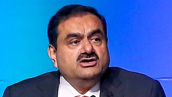 ಅದಾನಿ ಗ್ರೂಪ್ ಸಂಸ್ಥೆಗಳಿಗೆ SBI ನೀಡಿರುವ ಸಾಲ ಎಷ್ಟು ಗೊತ್ತೇ? ಅಂಕಿಅಂಶ, ಮಾಹಿತಿ ಹೊಂದಿರುವ ಈ ವರದಿ ನೋಡಿ