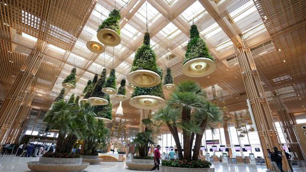 2022 ರಲ್ಲಿ ಕೆಂಪೇಗೌಡ ವಿಮಾನ ನಿಲ್ದಾಣದ ಪ್ರಯಾಣಿಕರ ಸಂಖ್ಯೆ ನೋಡಿದರೆ ಅಚ್ಚರಿಯಾಗುವುದು ಖಂಡಿತ!