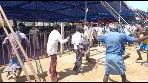 Assembly election 2023: ಹನೂರೂ: ಕಾಂಗ್ರೆಸ್‌ ಬಸ್ ಯಾತ್ರೆಯಲ್ಲಿ ಕುಣಿದು ಕುಪ್ಪಳಿಸಿದ ಕುಡುಕರು, ಜನರತ್ತ ಸೇಬುಗಳನ್ನ ಎಸೆದ DKS