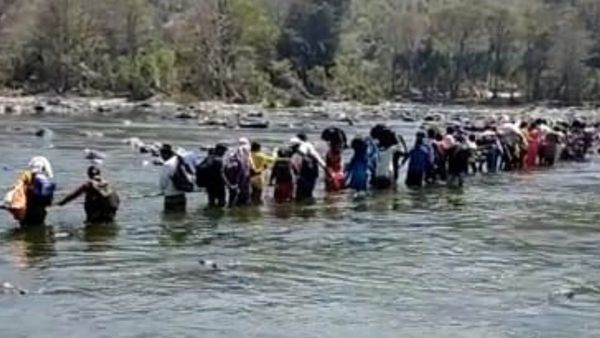 ಮಲೆಮಹದೇಶ್ವರ ಬೆಟ್ಟಕ್ಕೆ ಜನ ಸಾಗರ: ಭಕ್ತಾಧಿಗಳಿಗಾಗಿ 500 ಬಸ್ ವ್ಯವಸ್ಥೆ, ಬೈಕ್‌ಗಳಿಗೆ ನಿರ್ಬಂಧ