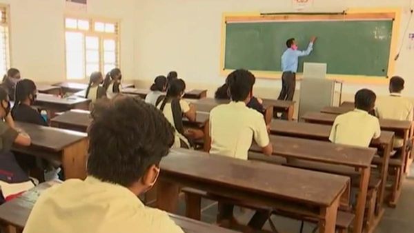 ಧಾರವಾಡ:ಕೊರೊನಾ ಬಳಿಕ ಶಾಲೆಯಿಂದ ಹೊರಗುಳಿದ 688 ವಿದ್ಯಾರ್ಥಿಗಳು