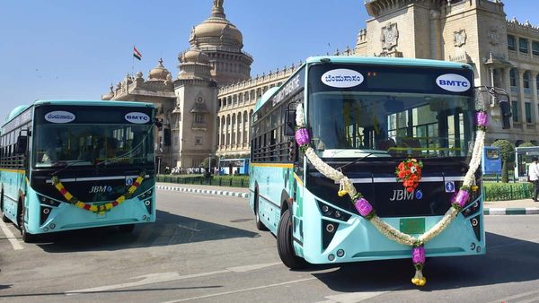 ಭಾರತದಲ್ಲಿ ಇ-ಬಸ್‌ಗಳಿಗೆ ಭಾರೀ ಬೇಡಿಕೆ- ಕರ್ನಾಟಕದಲ್ಲಿ ಮಾರಾಟವಾಗಿದ್ದೆಷ್ಟು? ತಯಾರಕರು ಯಾರು? ಮಾಹಿತಿ ಪಡೆಯಿರಿ