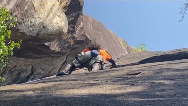 2 ಗಂಟೆಯಲ್ಲೇ 1700 ಅಡಿ ಎತ್ತರದ ಗಡಾಯಿಕಲ್ಲನ್ನು ಹತ್ತಿದ ಕೋತಿರಾಜ್‌, ಮತ್ತೊಂದು ಸಾಧನೆ